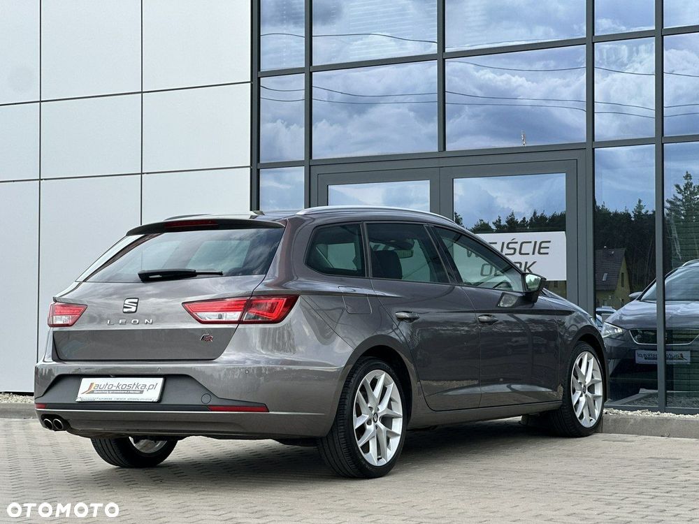 Seat Leon Sportstourer 2.0 TDI DPF DSG FR - 7