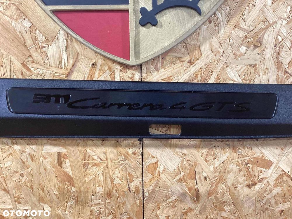 12174. porsche carrera gts listwa progu lewa 992853369a - 2