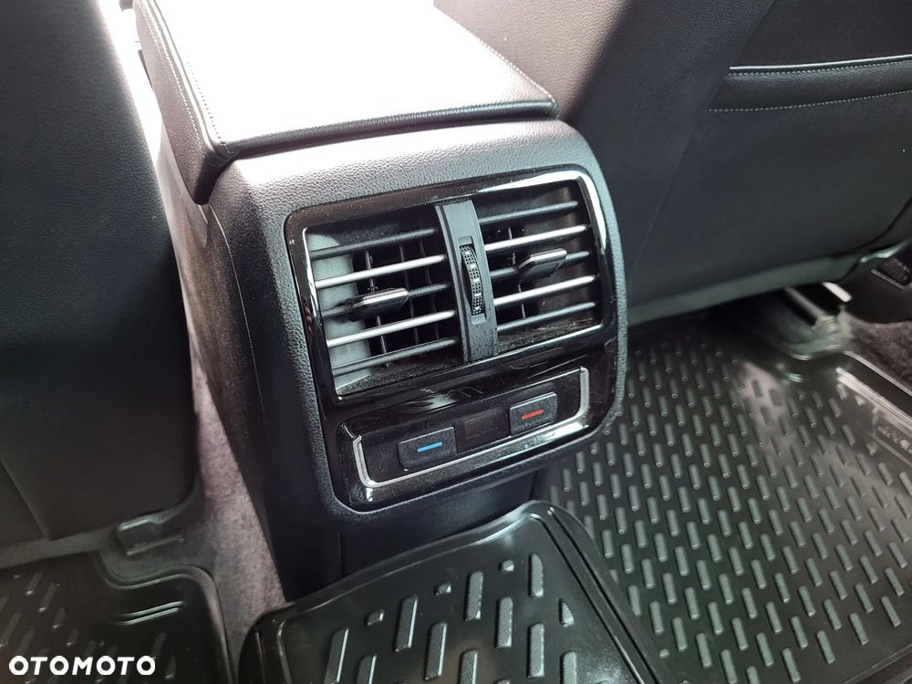 Volkswagen Passat 1.8 TSI BMT Highline DSG - 20
