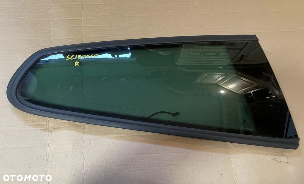 Szyba boczna karoseryjna Volkswagen Scirocco prawa OE - 3