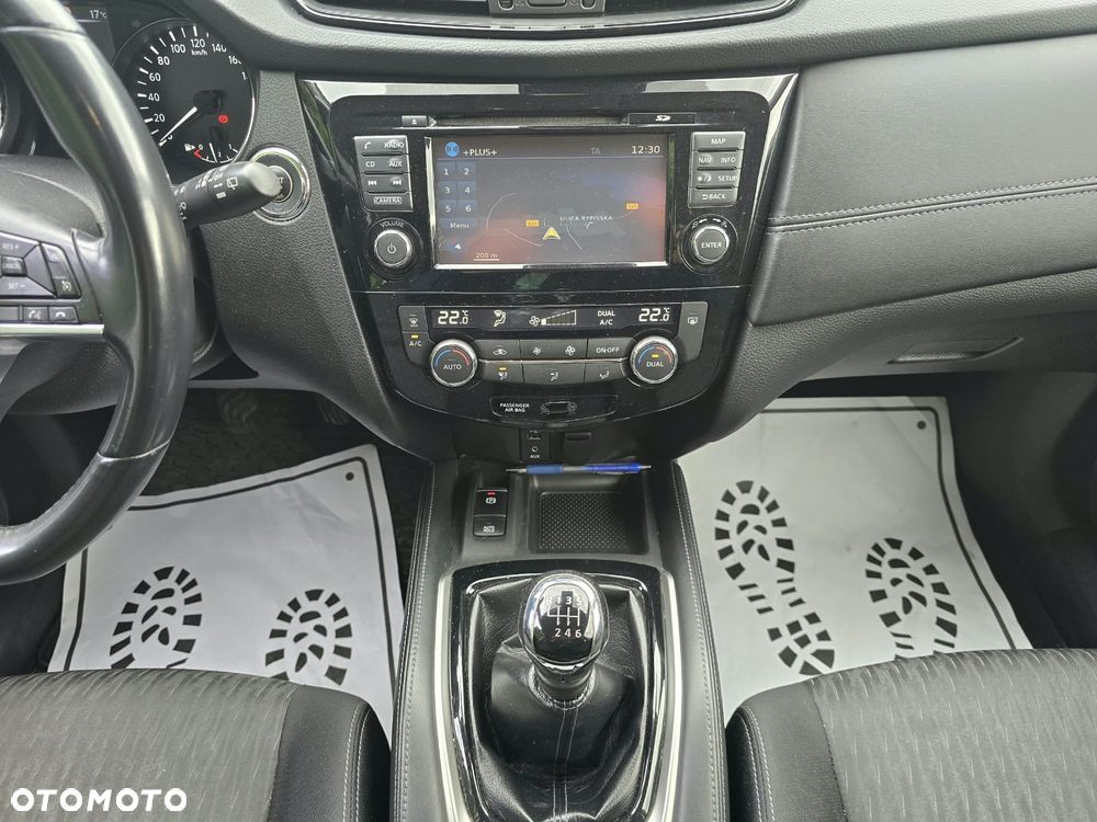 Nissan X-Trail - 25