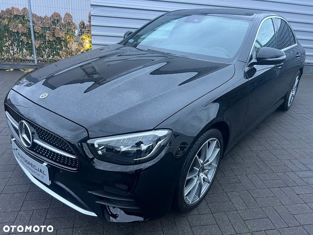 Mercedes-Benz Klasa E 200 4-Matic 9G-TRONIC - 1