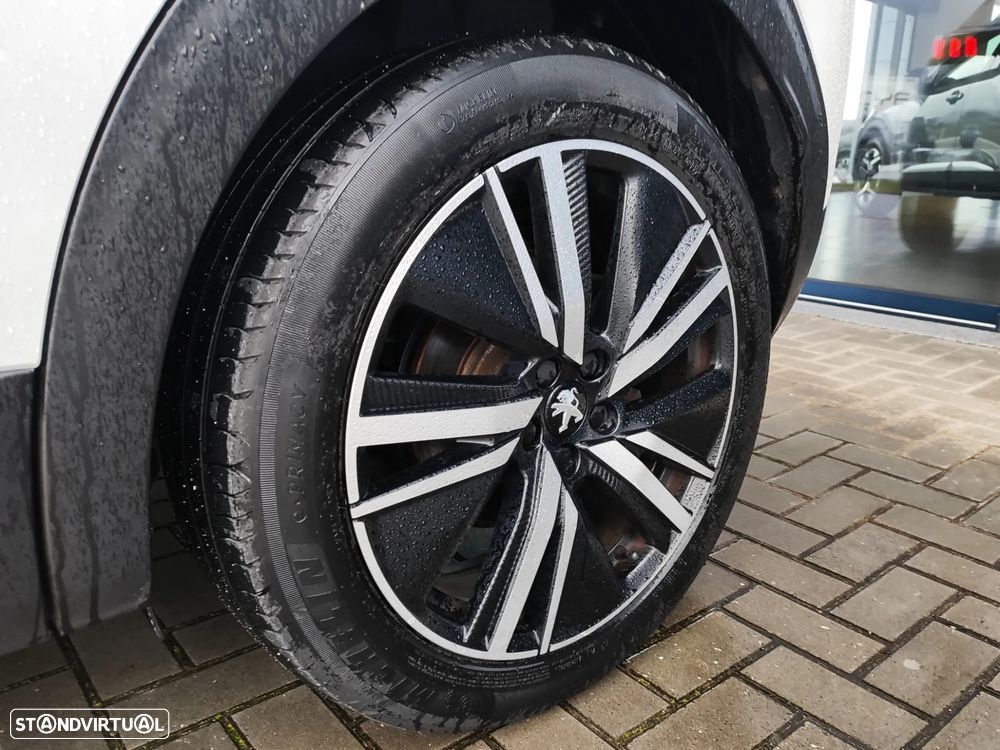 Peugeot 3008 1.6 Hybrid GT Pack e-EAT8 - 9