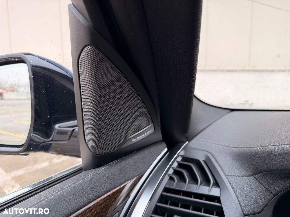 BMW X3 xDrive30d - 23