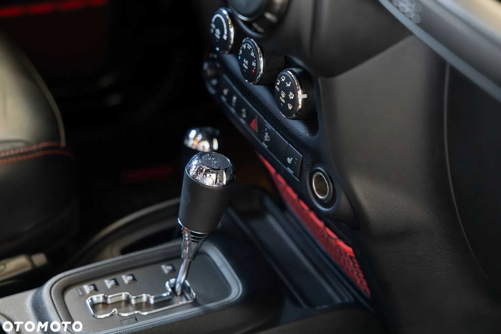 Jeep Wrangler 3.6 Unlim Rubicon Recon - 25