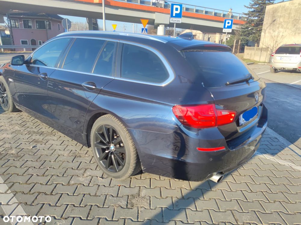 BMW Seria 5 535d xDrive Sport-Aut - 11