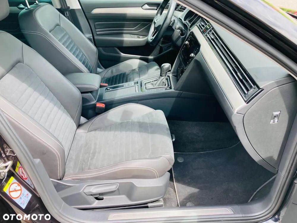 Volkswagen Passat - 23