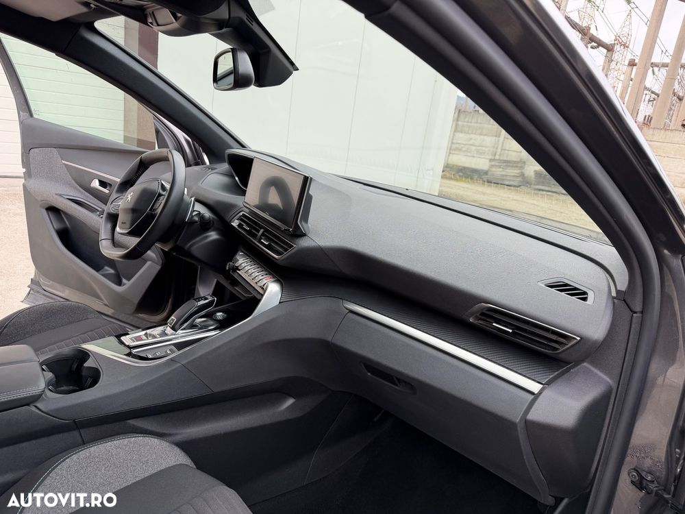 Peugeot 5008 - 13