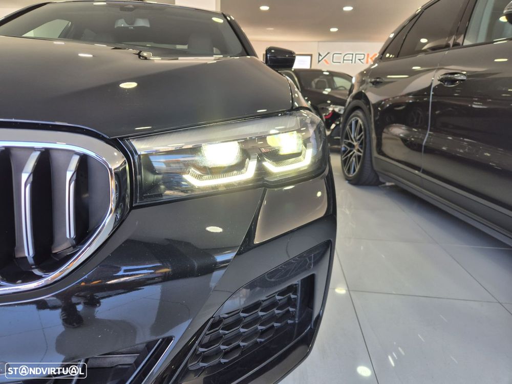 BMW 530 e Pack Desportivo M - 8