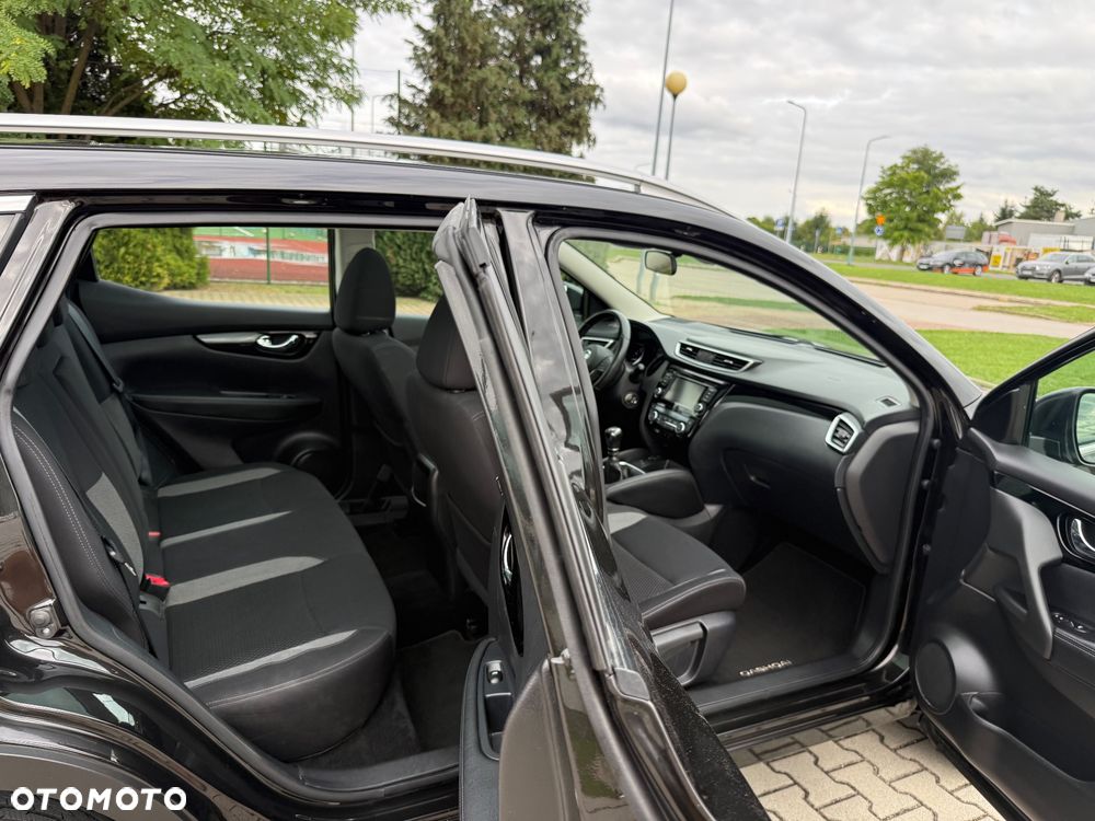 Nissan Qashqai 1.3 DIG-T Tekna - 16