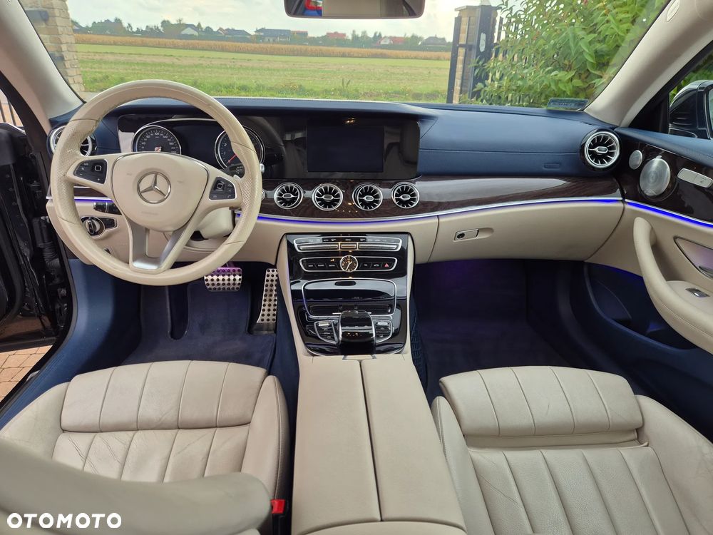 Mercedes-Benz Klasa E Coupe [C 238] 16 - 9