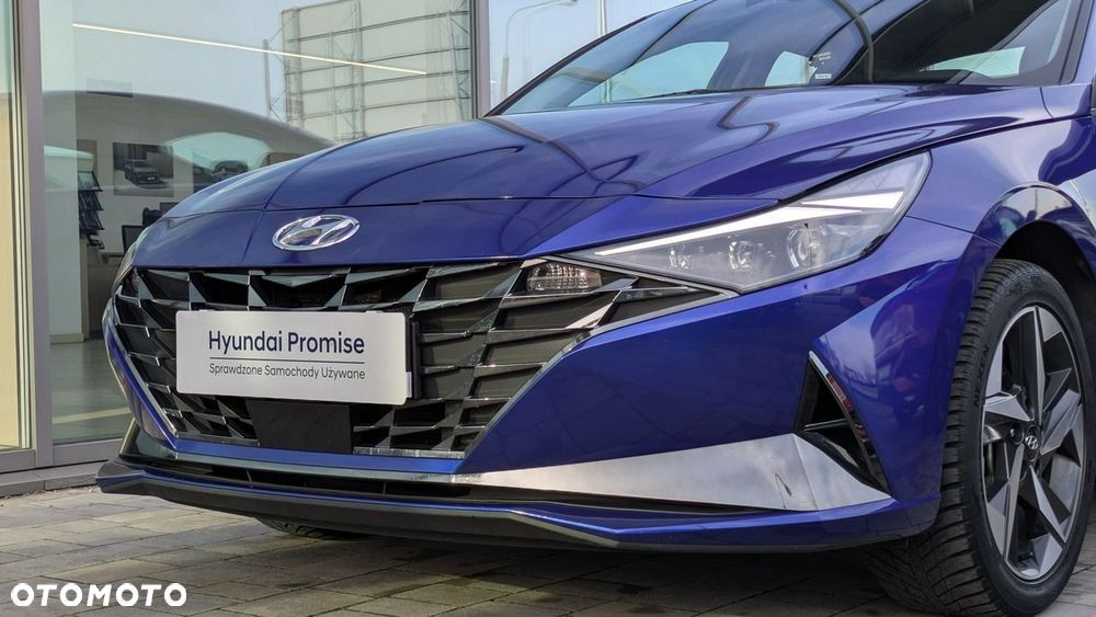 Hyundai Elantra - 30