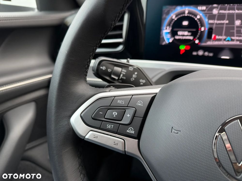 Volkswagen Passat - 22