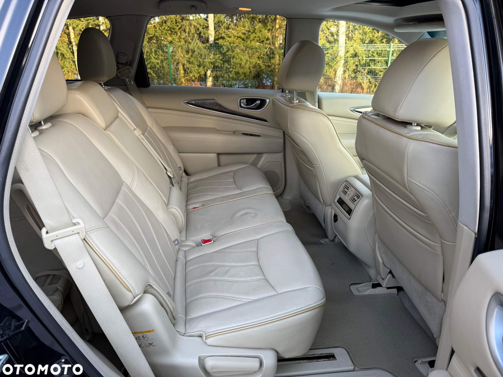 Infiniti QX60 - 22