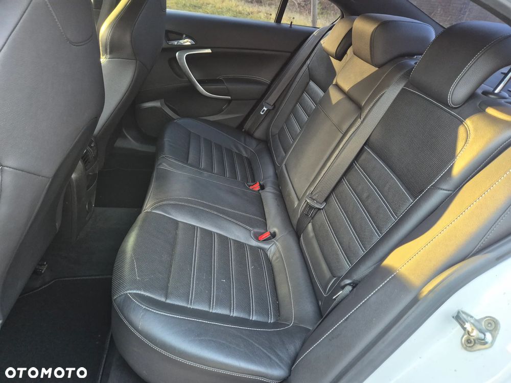 Opel Insignia - 17