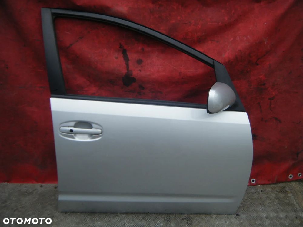 Toyota Prius 2 II drzwi PRAWY przód PRAWE przednie =RADOM