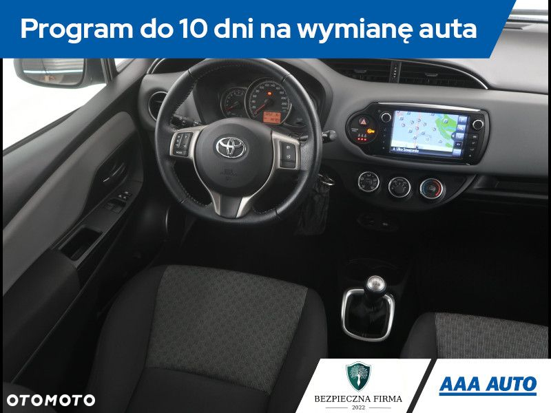 Toyota Yaris - 8