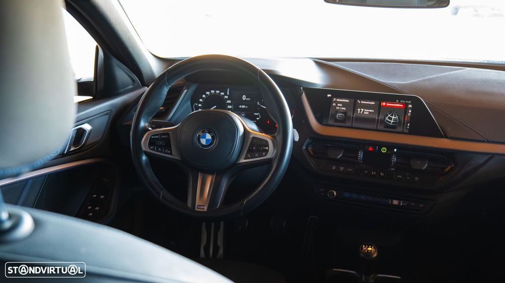 BMW 116 d Pack Desportivo M - 22