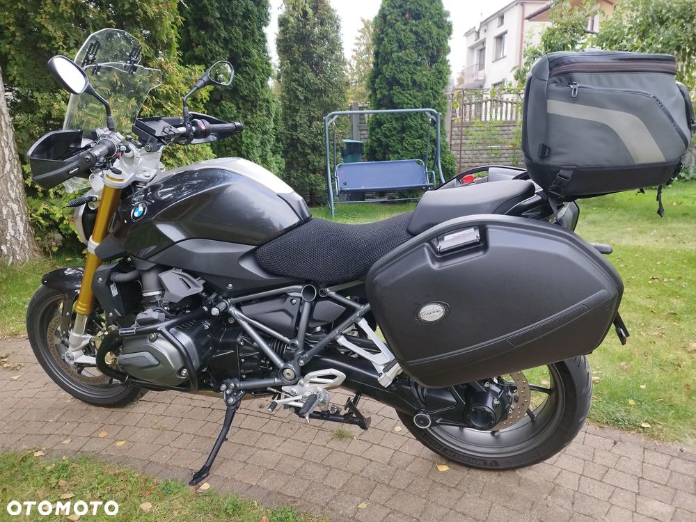 BMW R - 2
