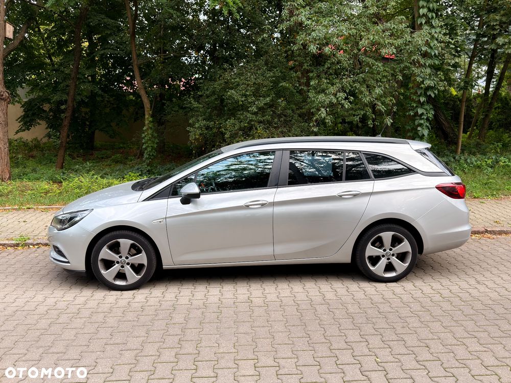 Opel Astra 1.6 CDTI Elite S&S - 2