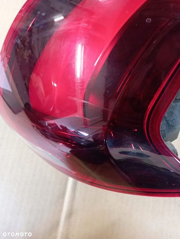 PEUGEOT 2008 LAMPA PRAWA TYŁ TYLNA EUROPA 9814745980 - 2