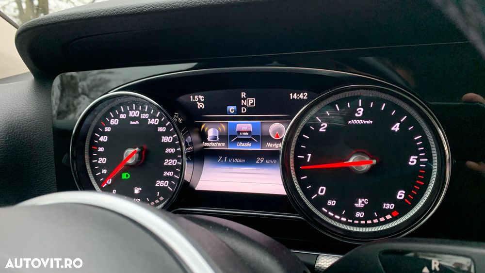 Mercedes-Benz E - 30