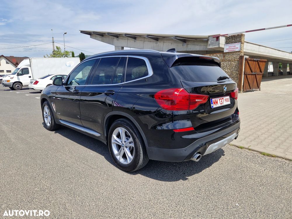 BMW X3 xDrive30i AT xLine - 2