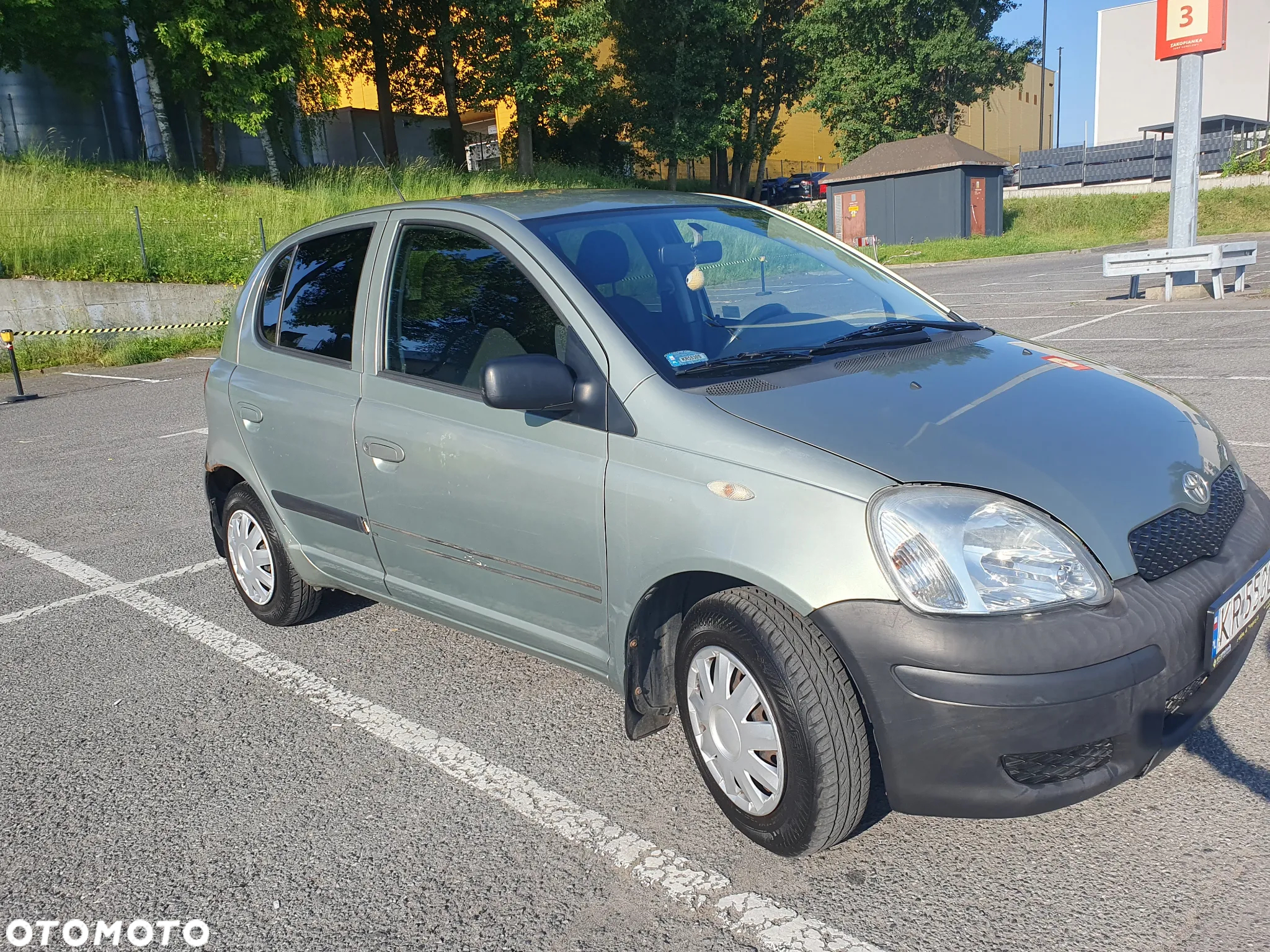 Toyota Yaris 1.0 Base - 3