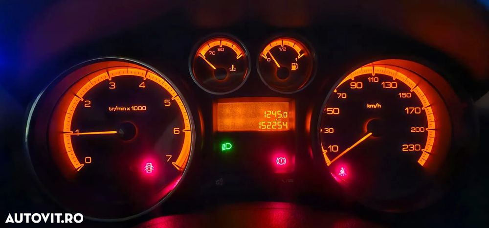 Peugeot 308 1.4E Confort - 4