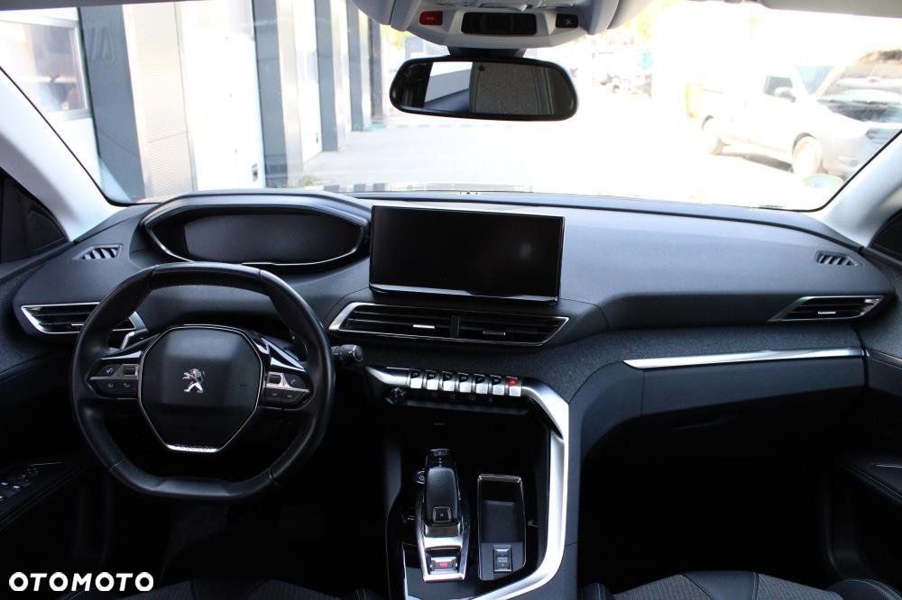 Peugeot 3008 - 24