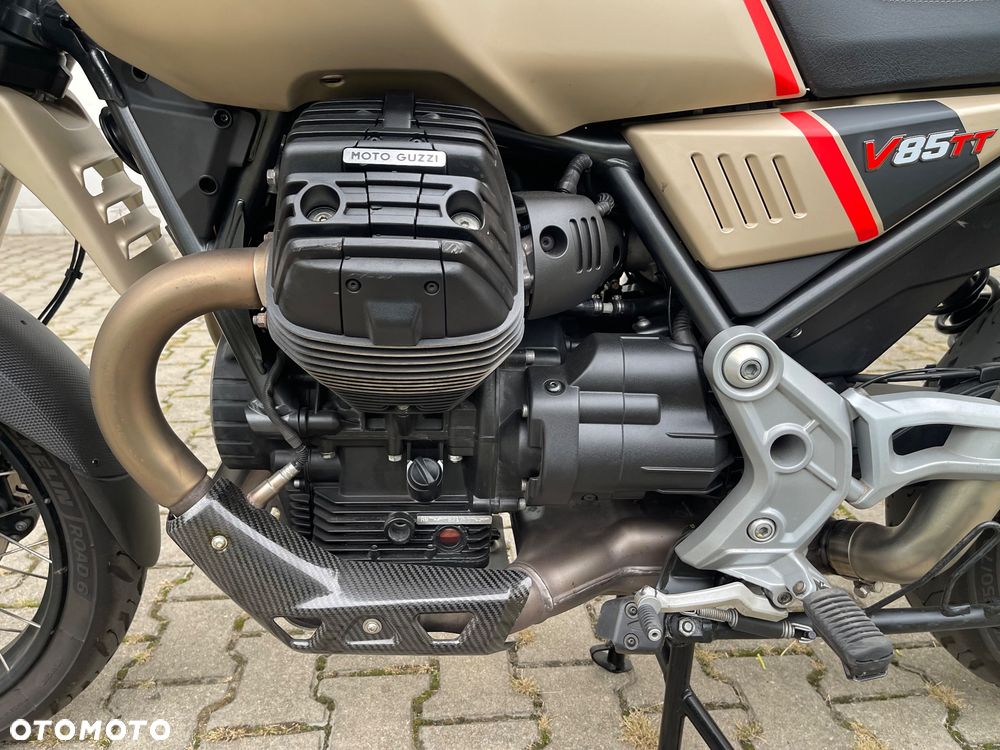 Moto Guzzi V85 - 17