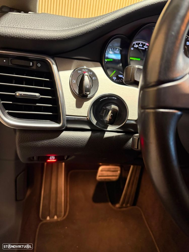 Porsche Panamera S E-Hybrid - 21