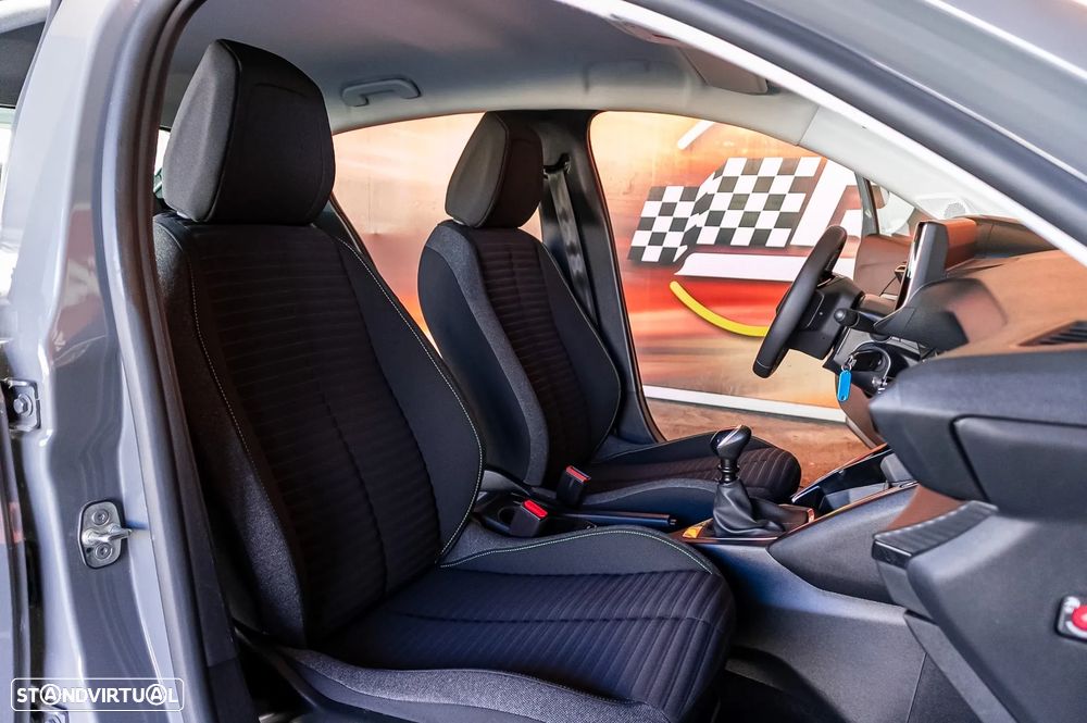 Peugeot 208 1.2 PureTech Active - 25