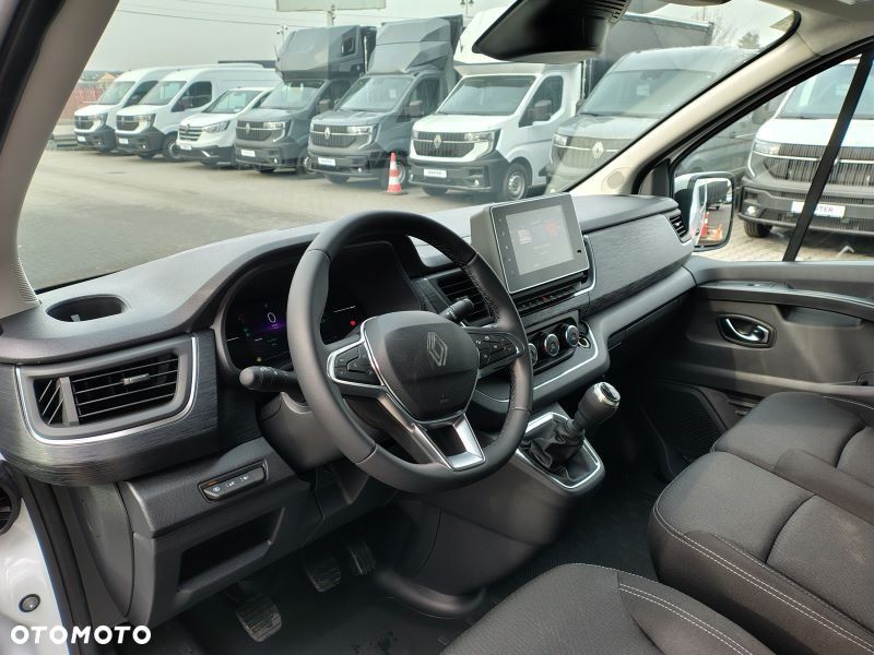 Renault Trafic - 13