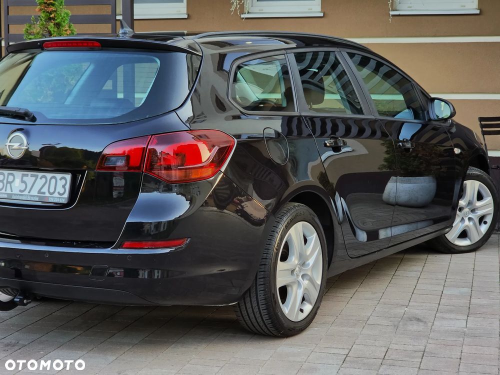 Opel Astra 1.4 T Cosmo - 30