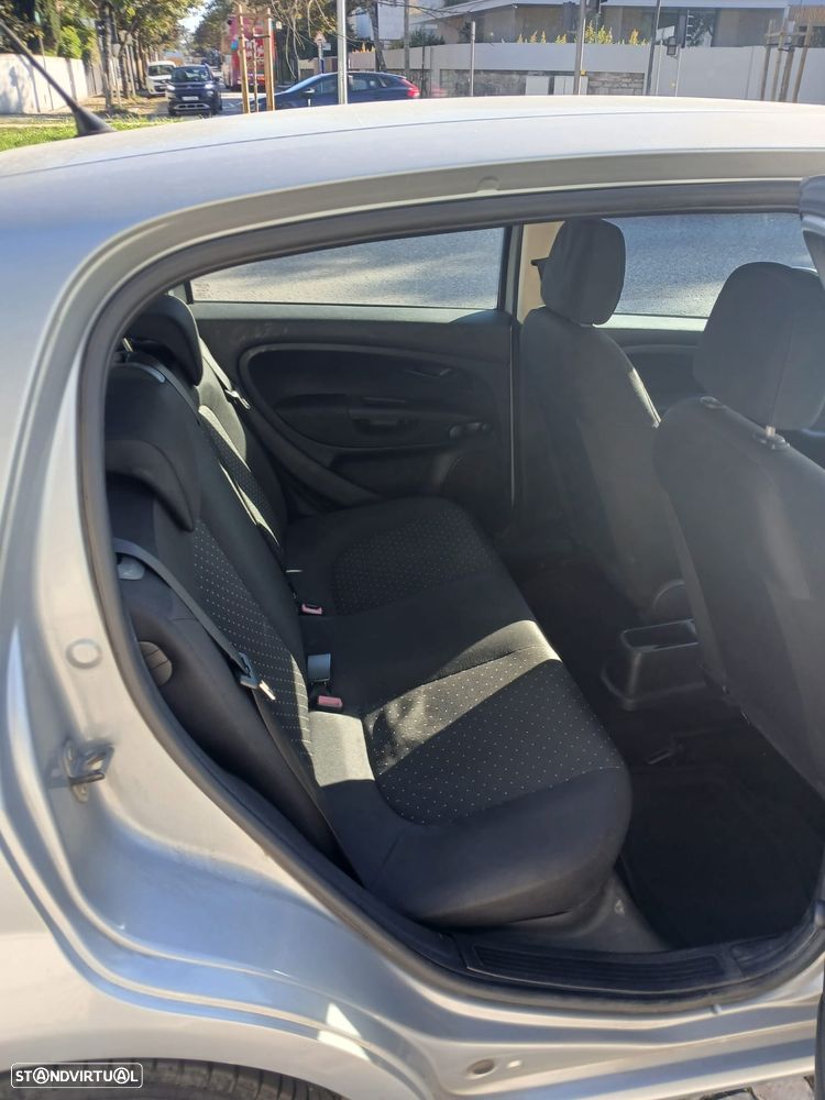 Fiat Grande Punto 1.3 M-Jet Active - 4