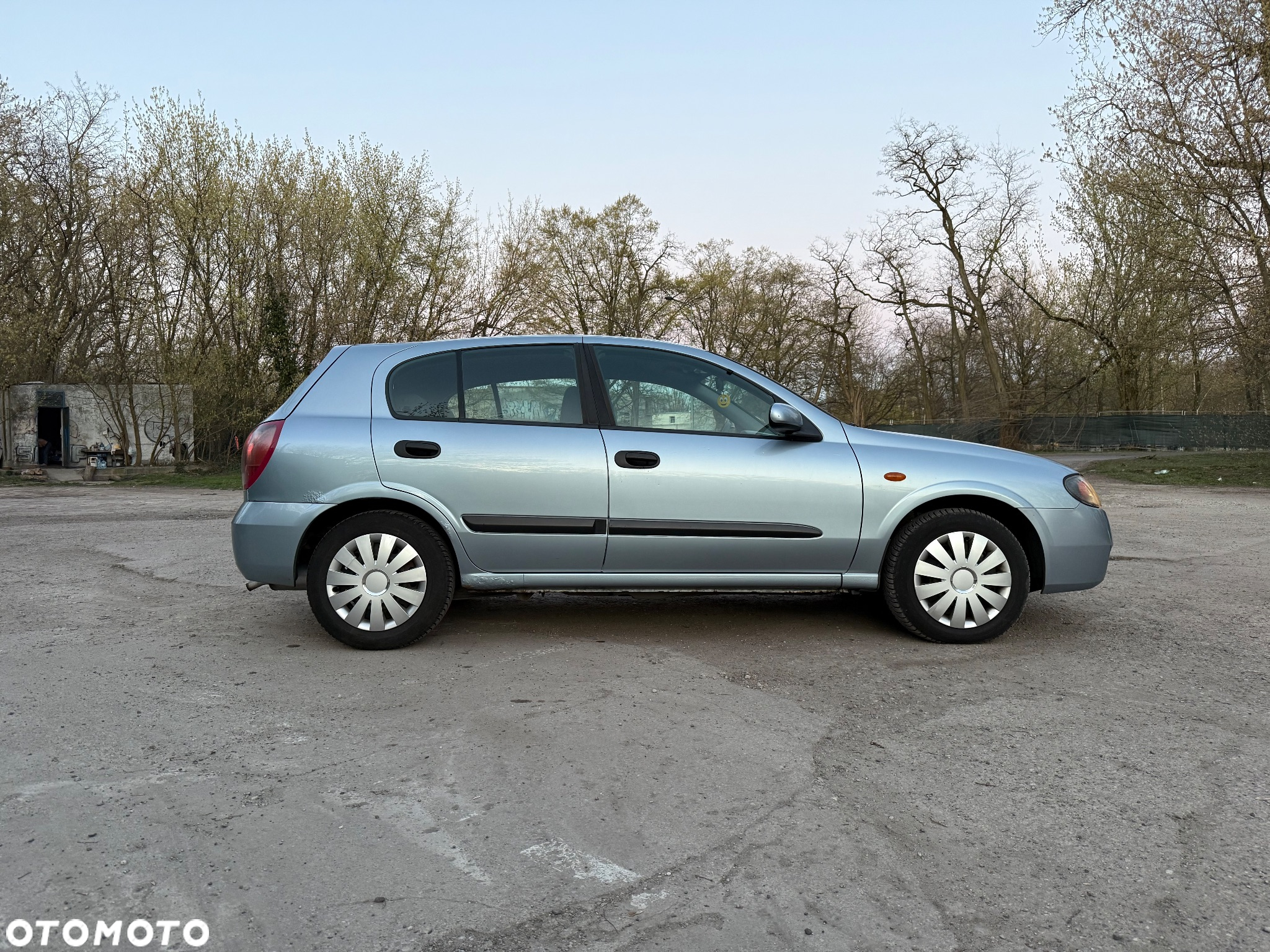 Nissan Almera - 6