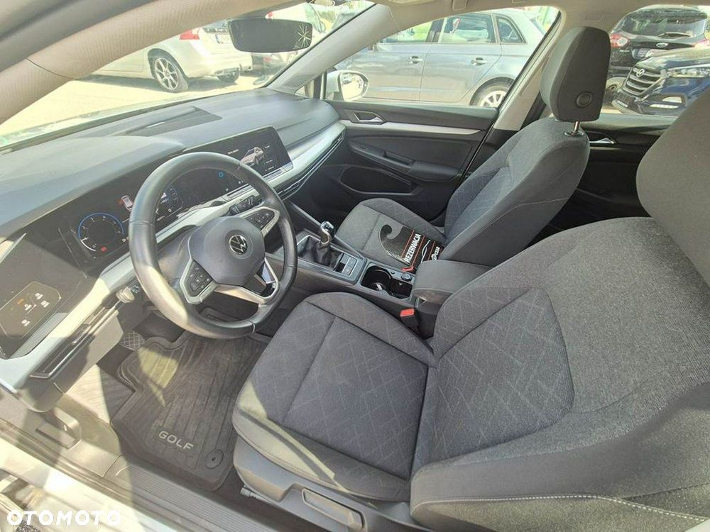 Volkswagen Golf - 29