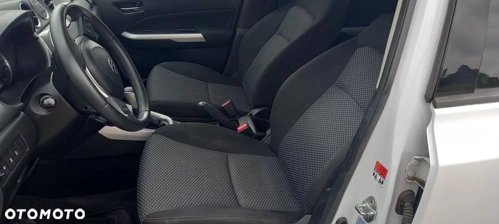 Suzuki Vitara 1.6 Comfort 2WD - 20