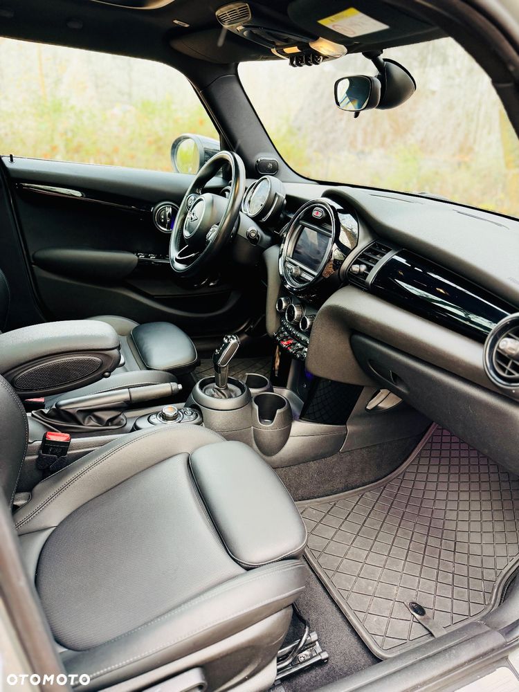 MINI Cooper - 13