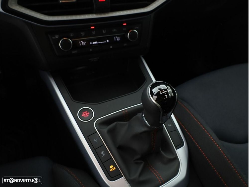 SEAT Arona 1.0 TSI FR - 18