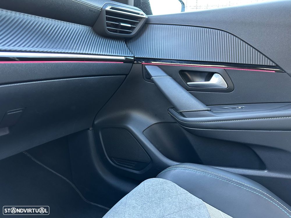 Peugeot e-208 GT+ - 34
