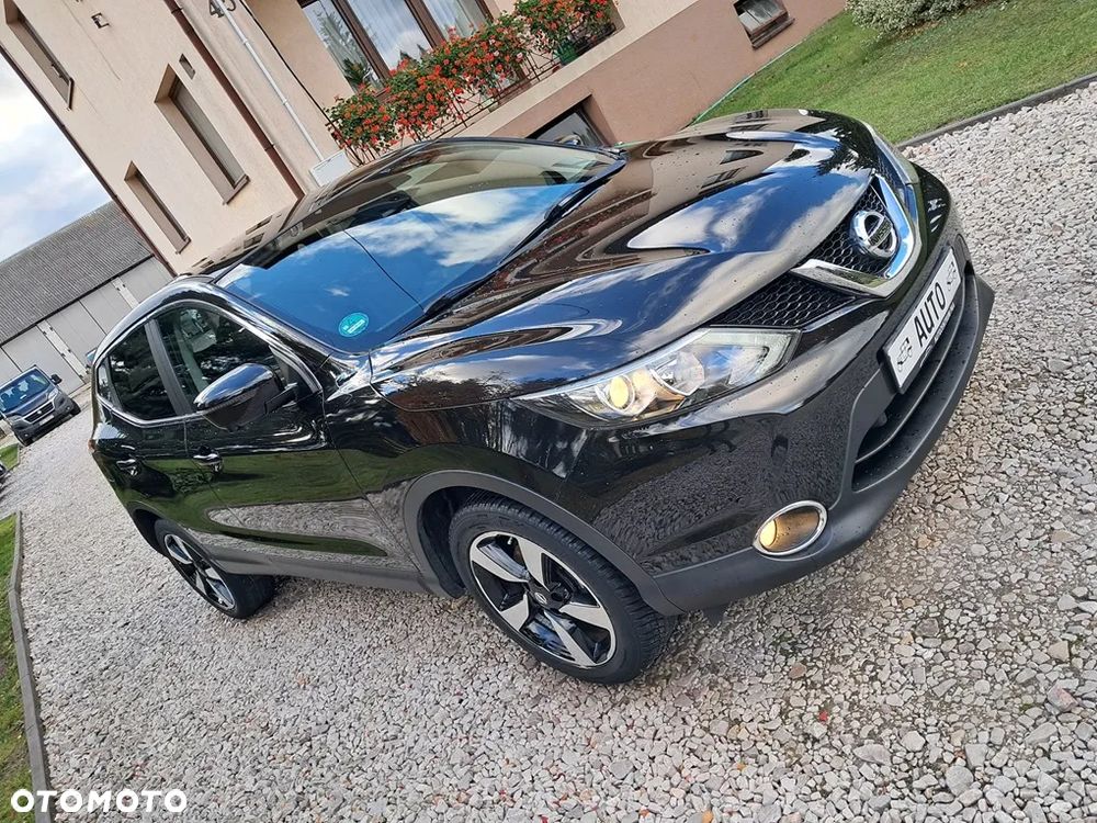 Nissan Qashqai 1.2 DIG-T 360 - 1