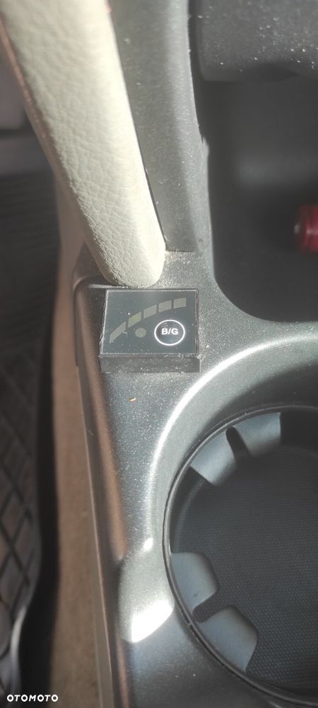 Hyundai Santa Fe - 5