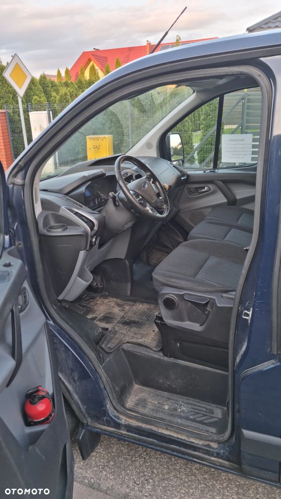 Ford TRANSIT CUSTOM - 6
