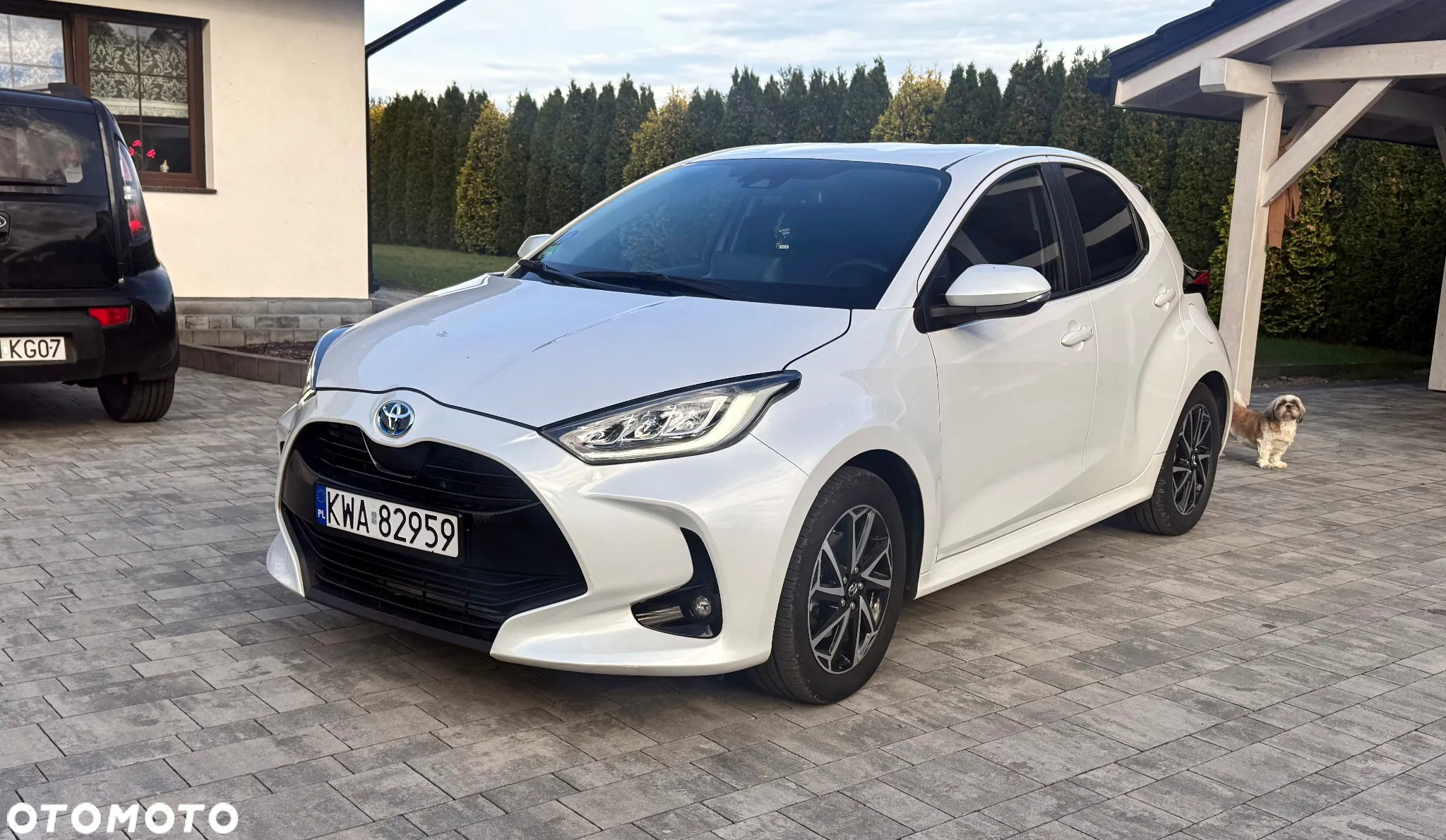 Toyota Yaris Hybrid 1.5 Premiere Edition - 10