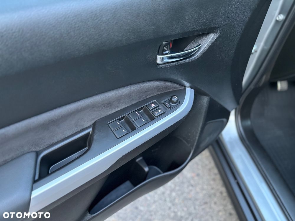 Suzuki Vitara - 8