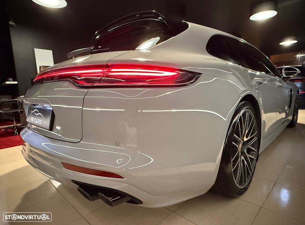 Porsche Panamera Sport Turismo 4 E-Hybrid Platinum Edition PDLS - 6