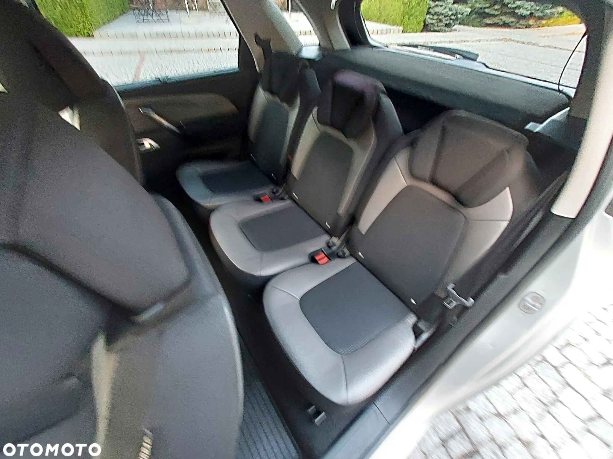 Citroën C4 Picasso - 12