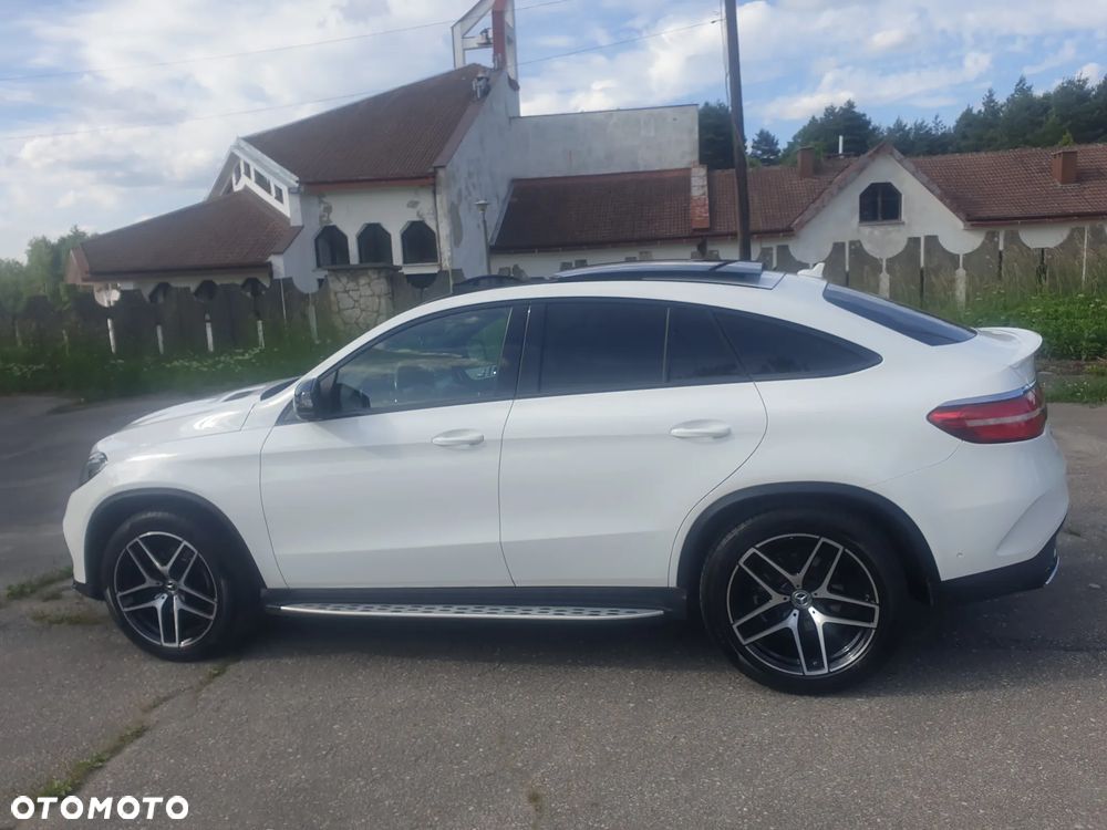 Mercedes-Benz GLE - 25